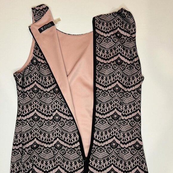 GUESS Lace Sheath Black & Pink Jewel Neck Sleeveless Lined Mini Dress Size 12 - Picture 9 of 14